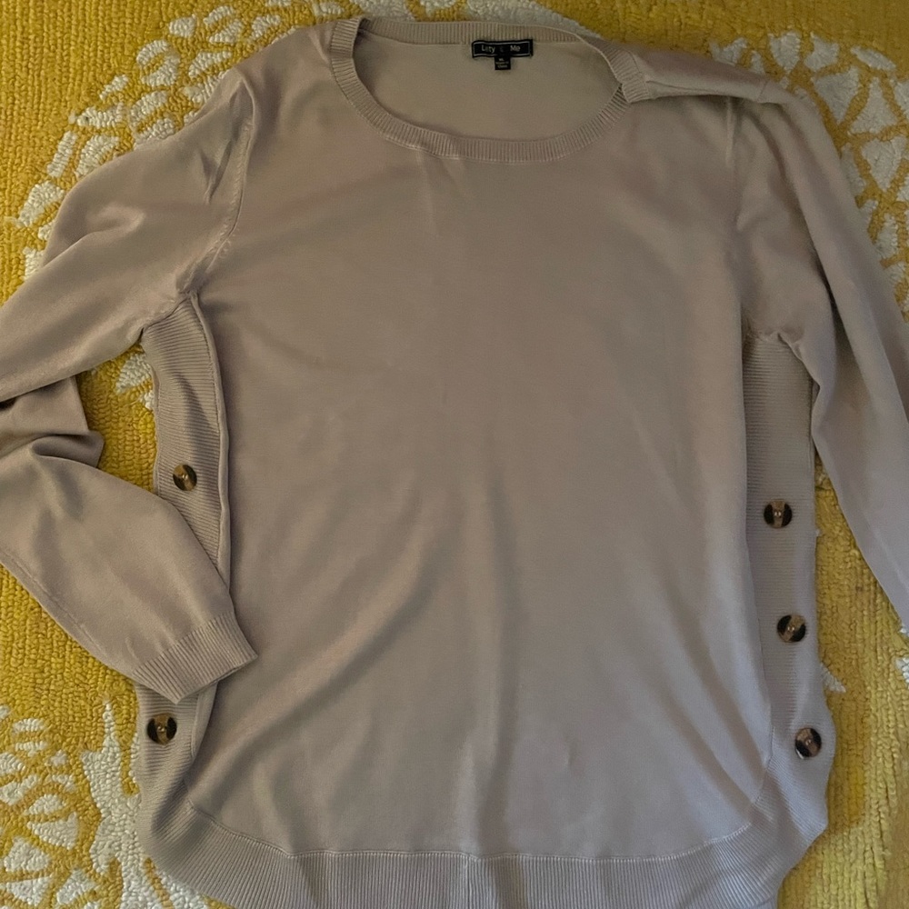 NWOT tan/khaki colored sweater with buttons